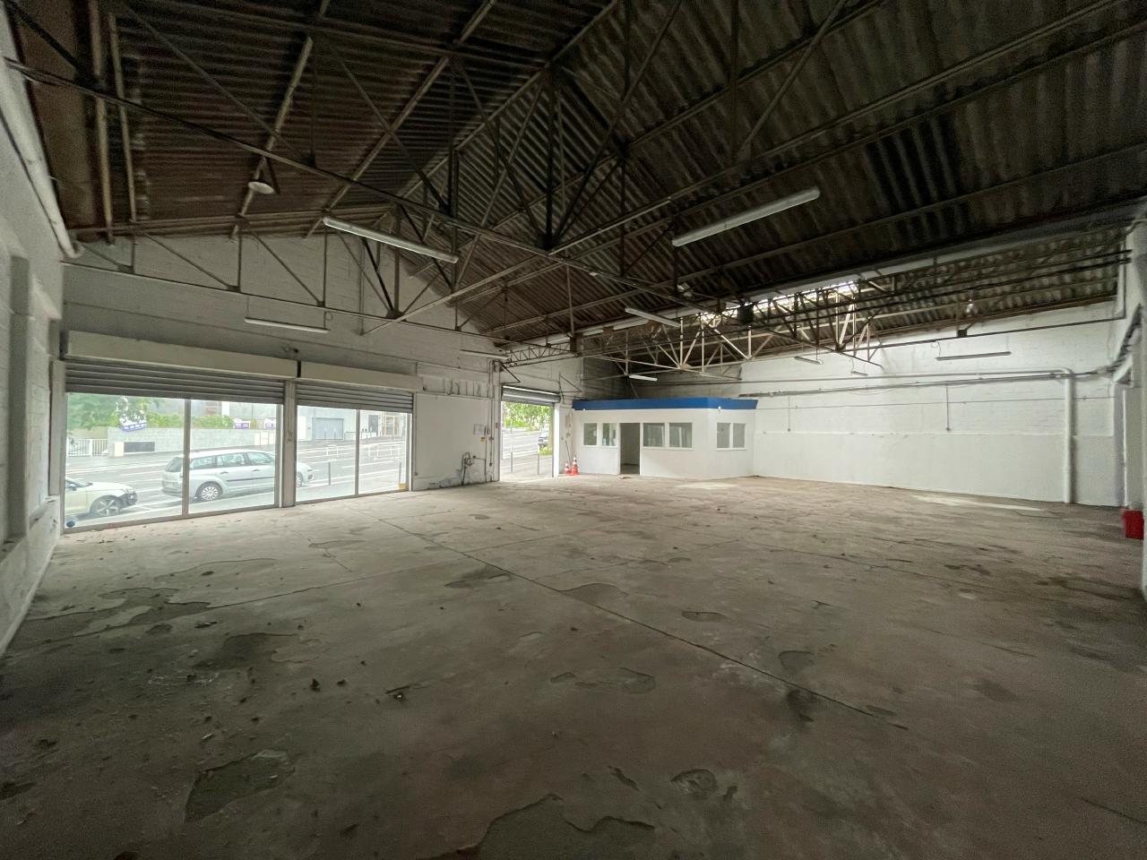 Local d'activité Villejuif 370m² Location local d'activité Villejuif Val-de-Marne OLACT2423325 1